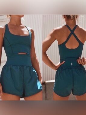 FP MOVEMENT RIGHTEOUS RUNSIE